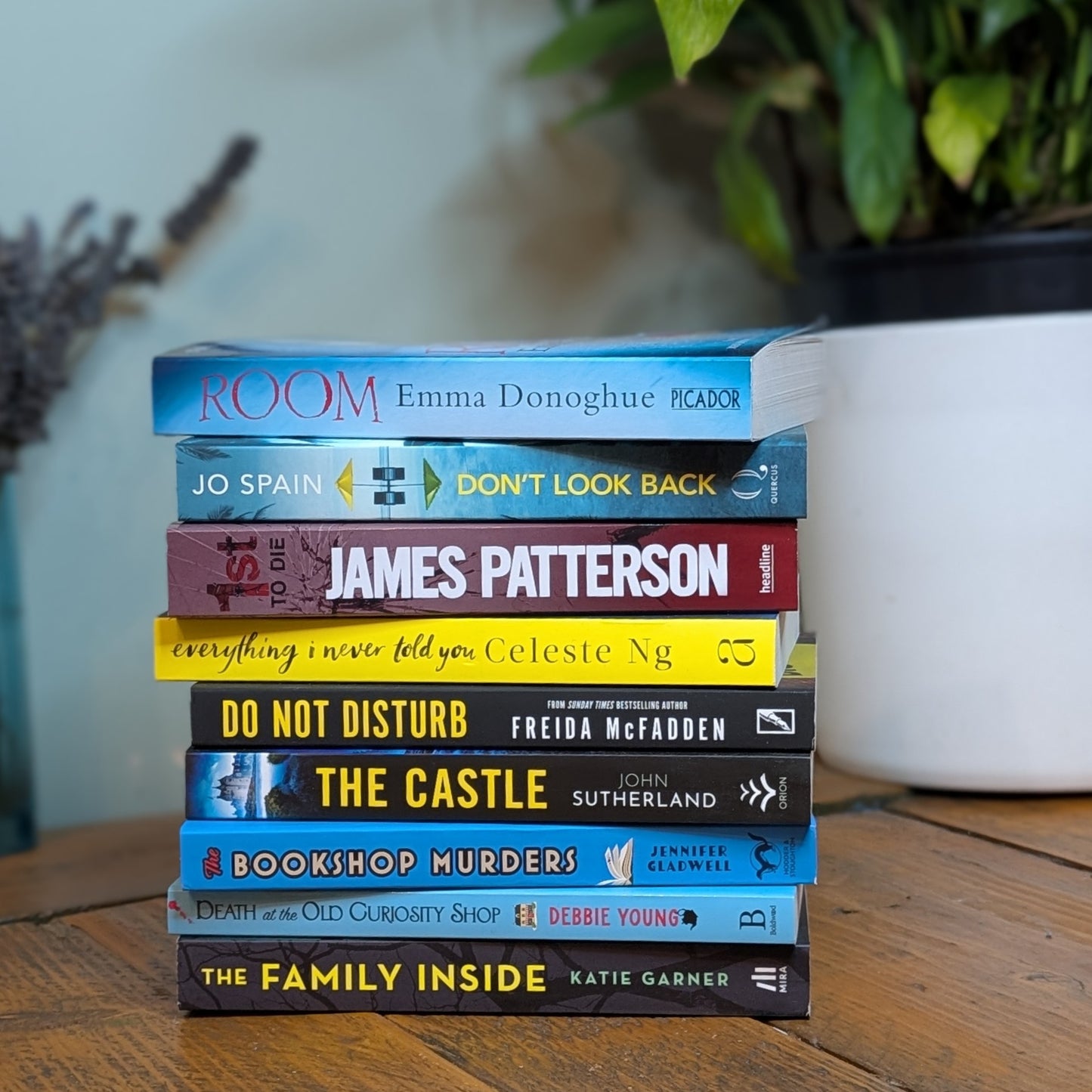 Thriller and Crime Reader Book Box